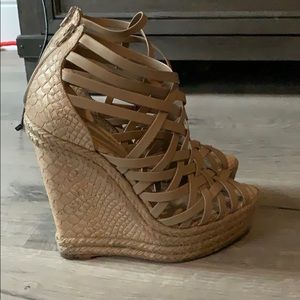 Christian Louboutin Wedge/Platiform Sandal